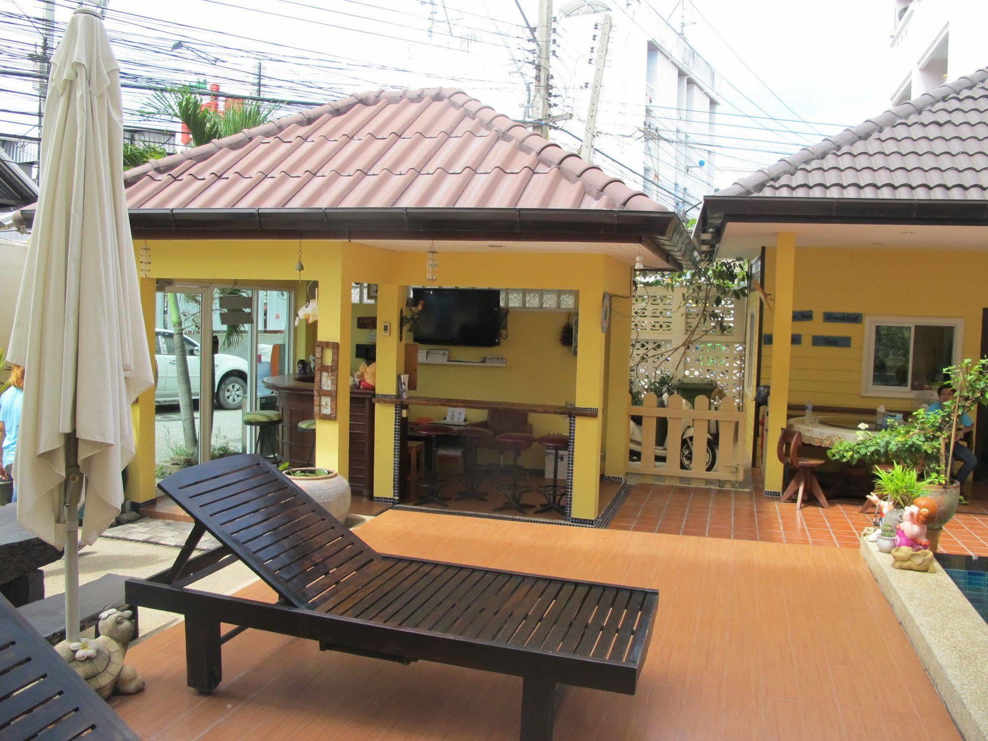 Pius Place Pattaya Exterior foto